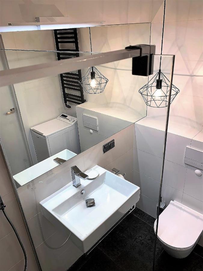 A Modern Apartment For 2 People Kraków Exteriör bild